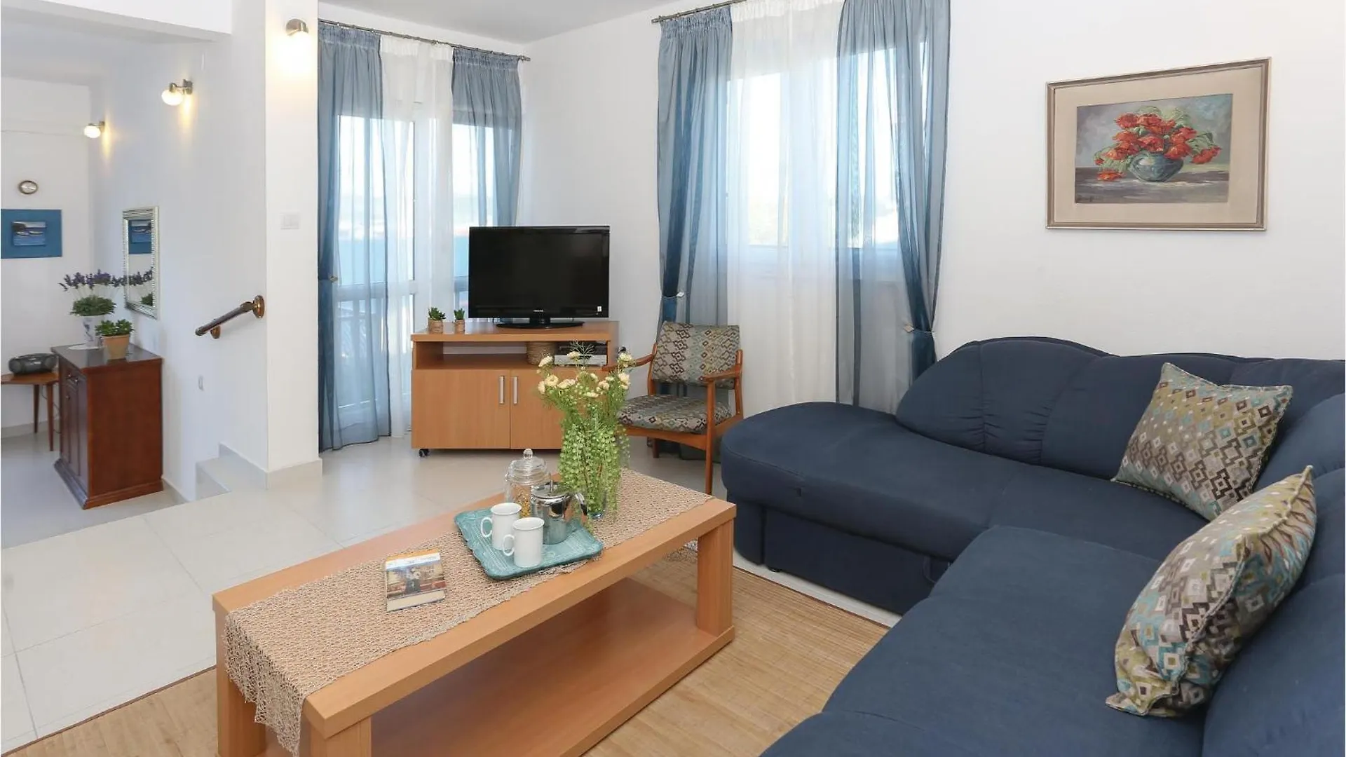 Holiday home Beautiful Home In Okrug Donji With Wifi