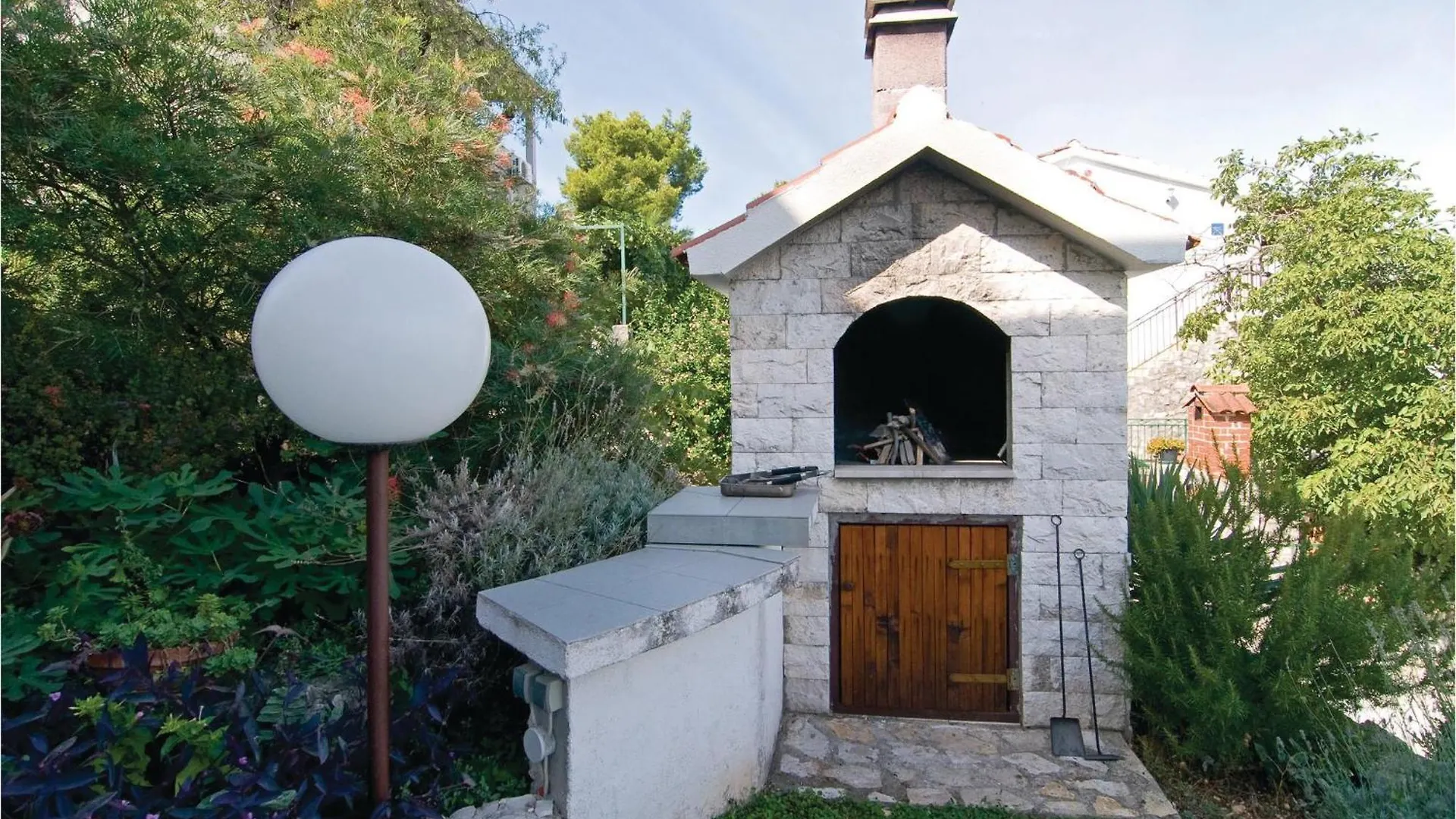 Beautiful Home In Okrug Donji With Wifi 0*, Donji Okrug (Ciovo)