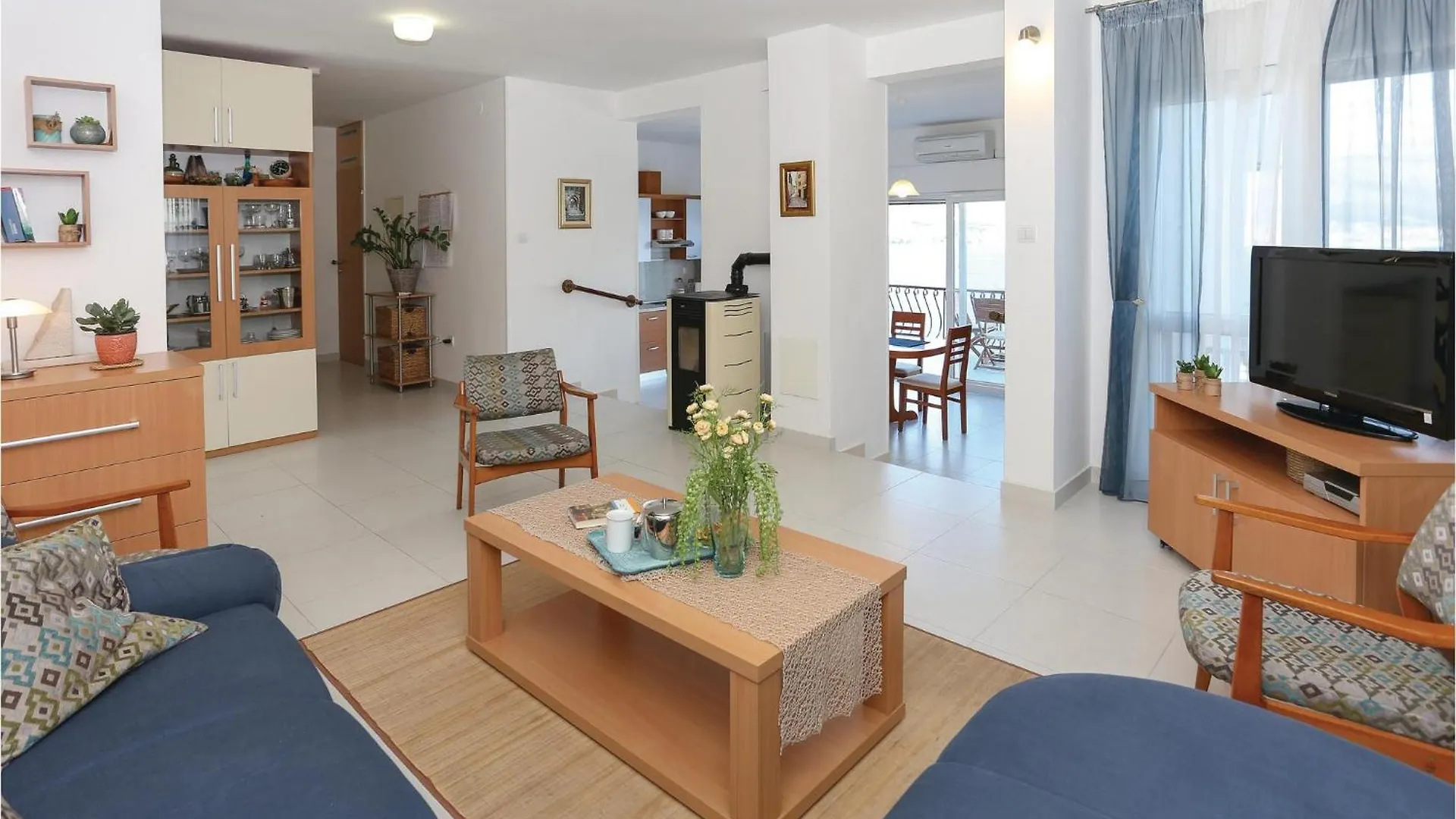 Holiday home Beautiful Home In Okrug Donji With Wifi Croatia