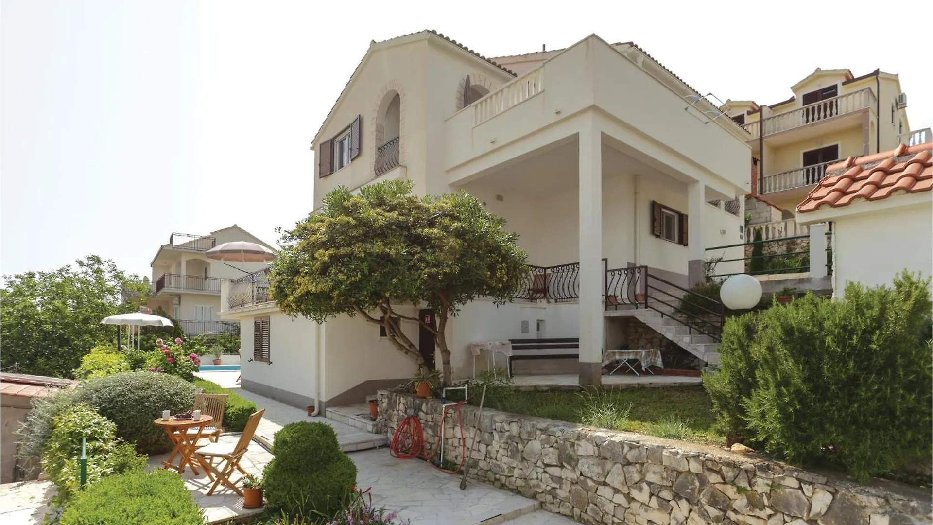 Holiday home Beautiful Home In Okrug Donji With Wifi